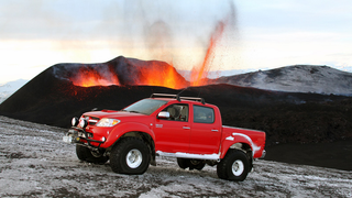 Top Gear Summits Icelandic Volcano Hours Before Eruption